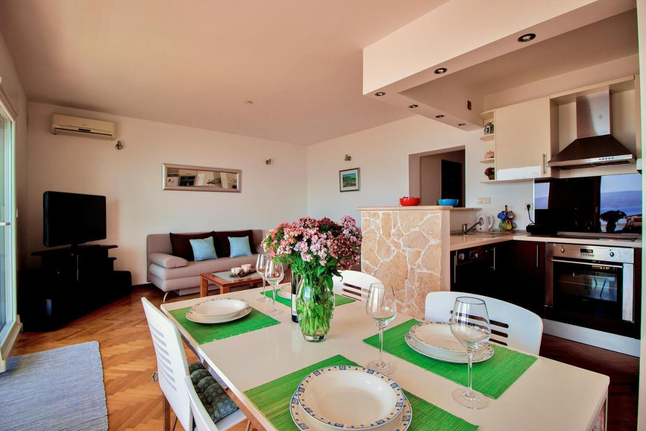 Sandy Beach Apartments Duće Extérieur photo