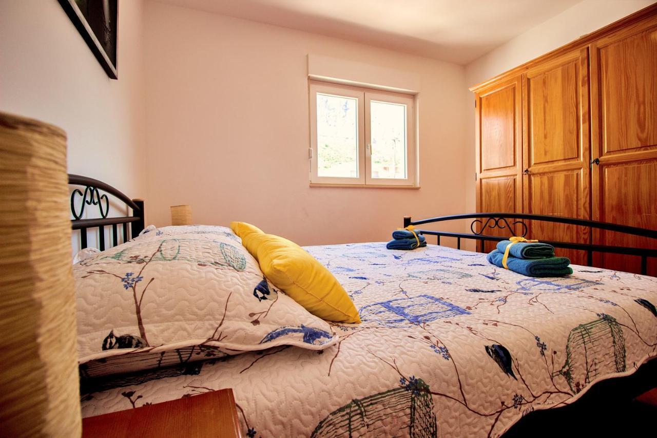 Sandy Beach Apartments Duće Extérieur photo