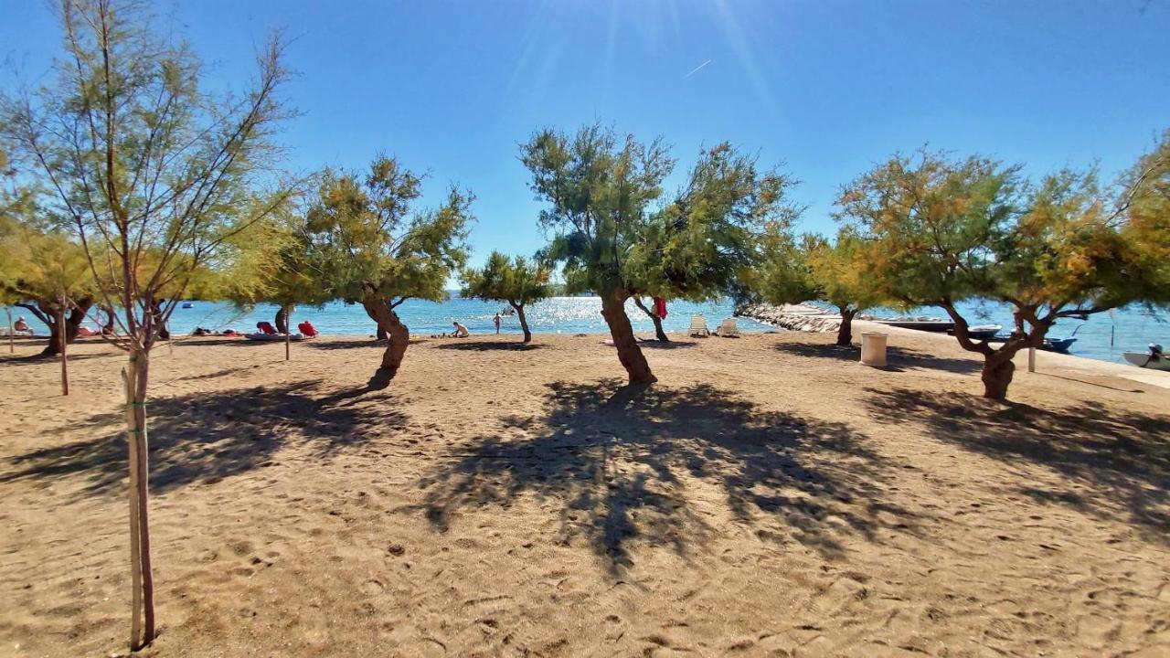 Sandy Beach Apartments Duće Extérieur photo
